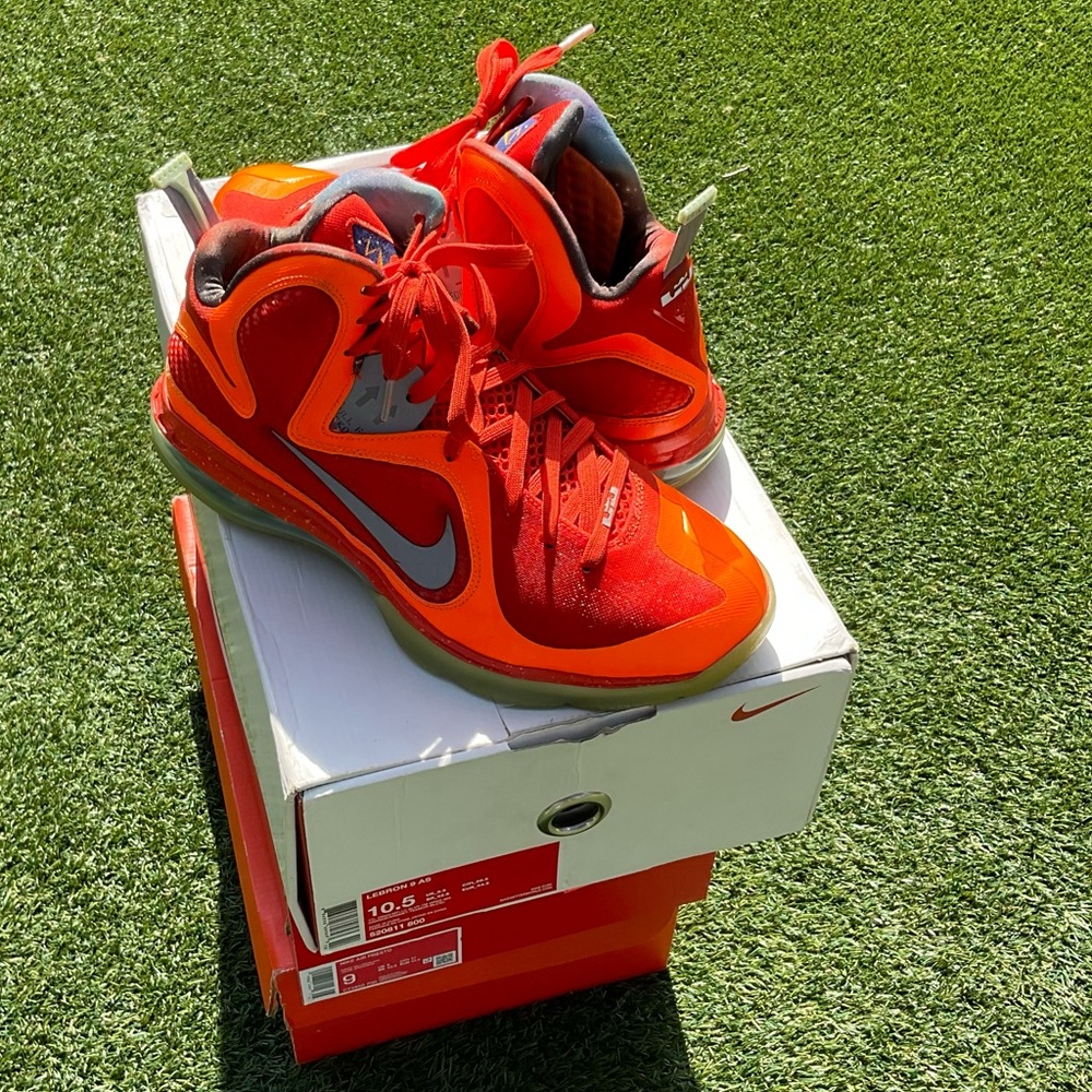 OG Allstar LeBron 9 Big Bangs Galaxy’s Sz 10.5 (2012)